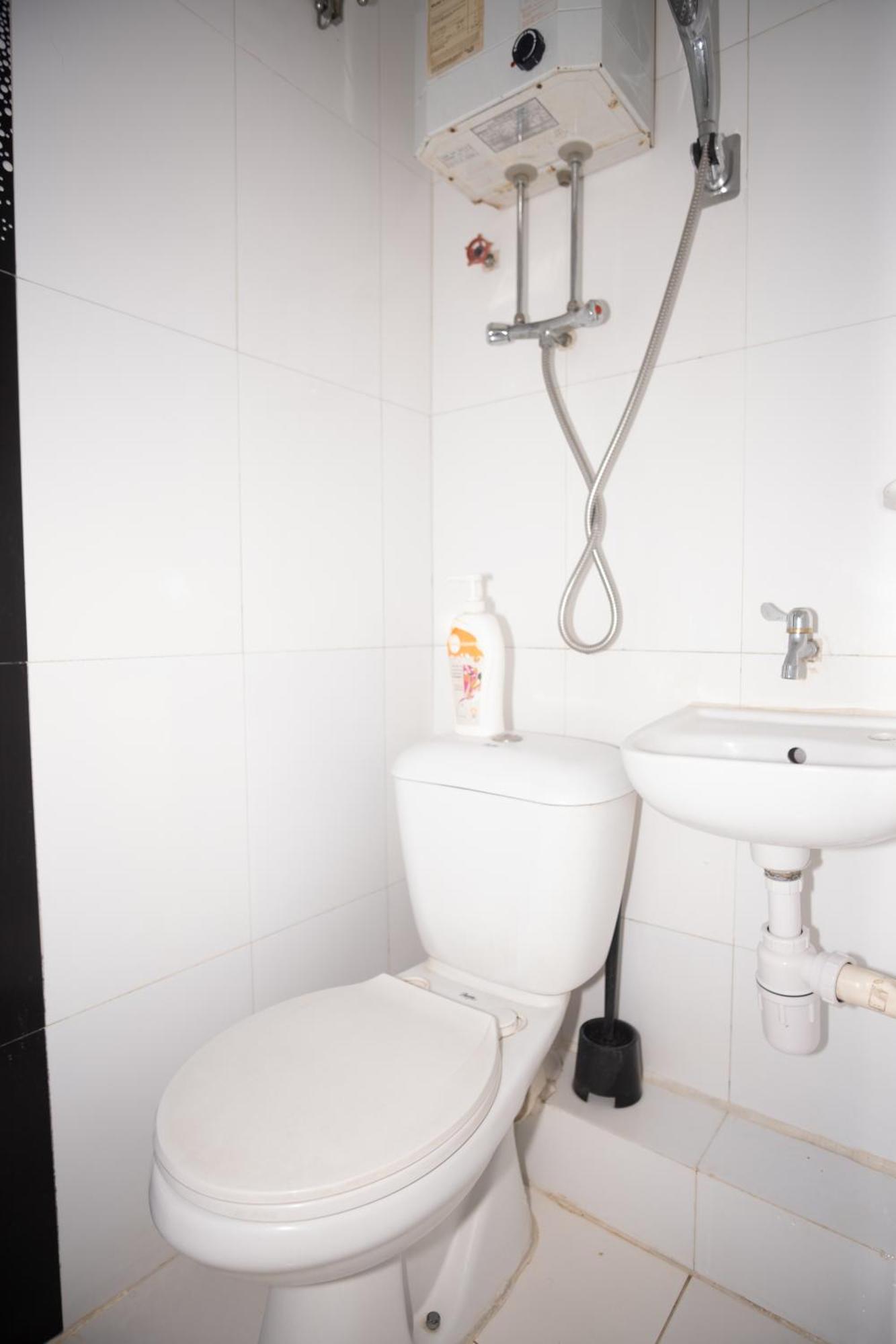 Four Seasons Hostel Хонконг Екстериор снимка